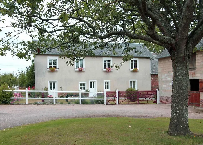 Charmante Maison Renovee A La Ferme Avec Jardin Clos - Fr-1-497-27 Ferienhaus *