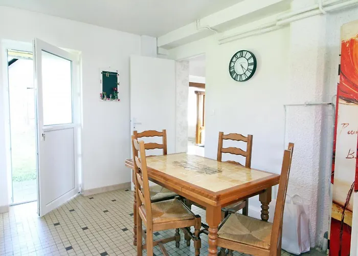 Charmante Maison Renovee A La Ferme Avec Jardin Clos - Fr-1-497-27 Ferienhaus *