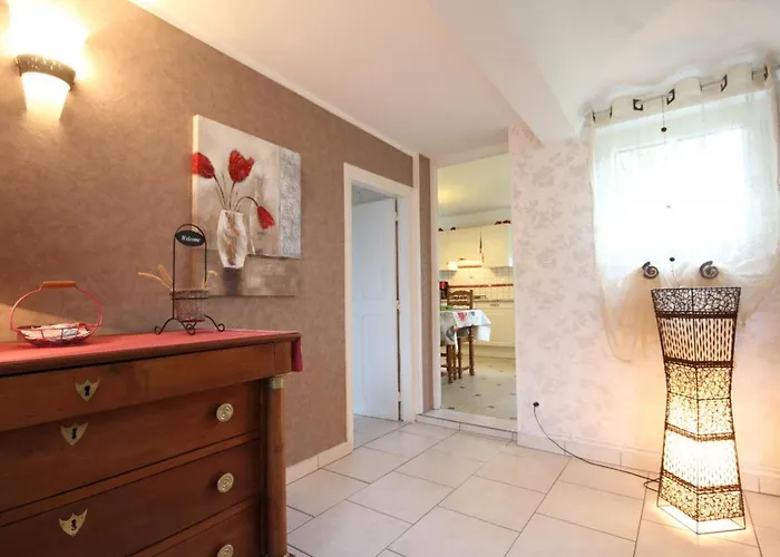 Ferienhaus Charmante Maison Renovee A La Ferme Avec Jardin Clos - Fr-1-497-27 Champosoult